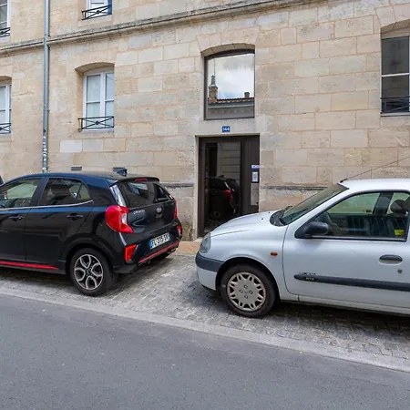 Daire Chartron Furnished Flat *